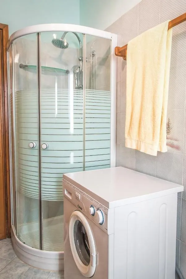 Mari E Monti Appartamento In Centro Rapallo Apartmán