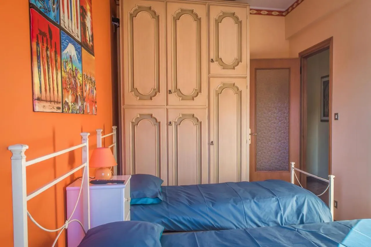 Mari E Monti Appartamento In Centro Rapallo Apartmán